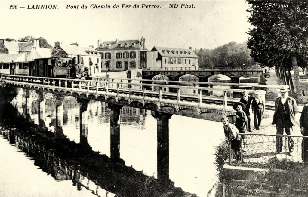 LANNGAR PONT TRAIN VERS PERROS