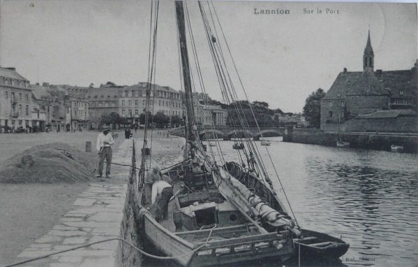 lannion gabare déchargeant du sable pierre quemener 