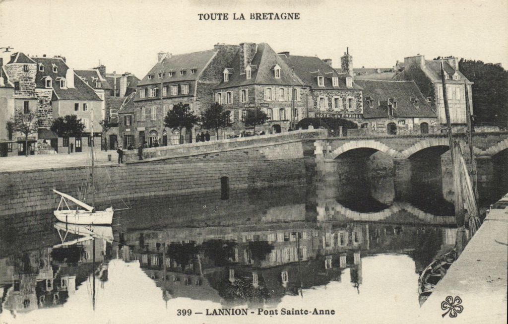 LANNMARPORTBATEAUPONTSTANNE