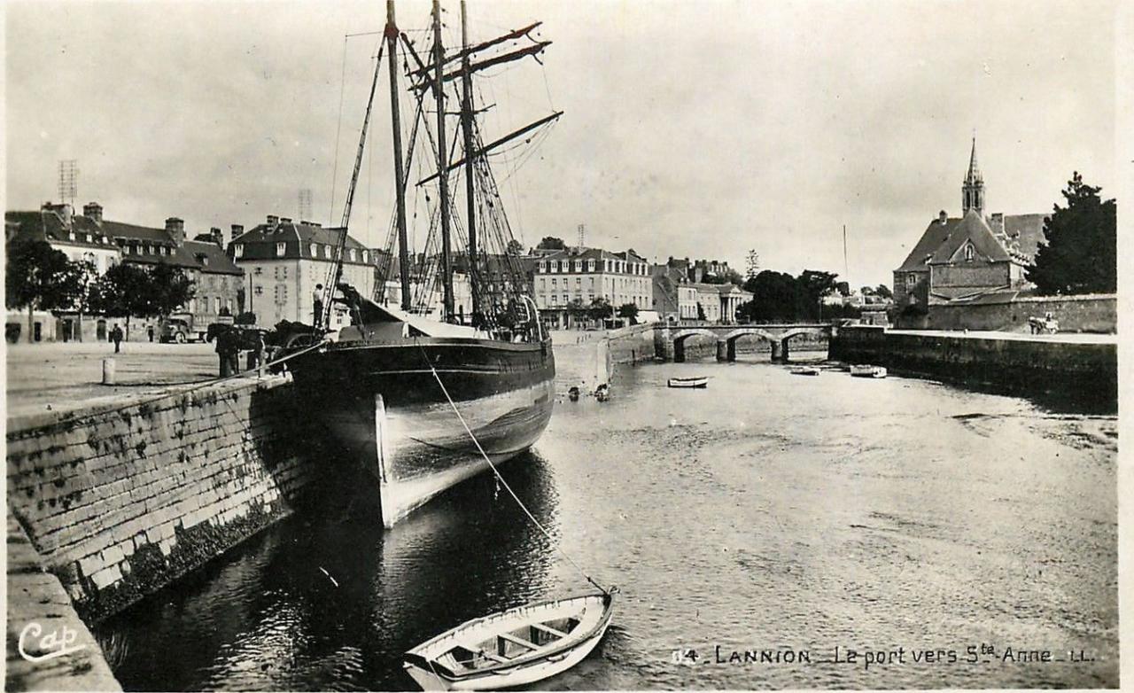 LANNMARPORTQUAIAIGUILLON BATEAU2