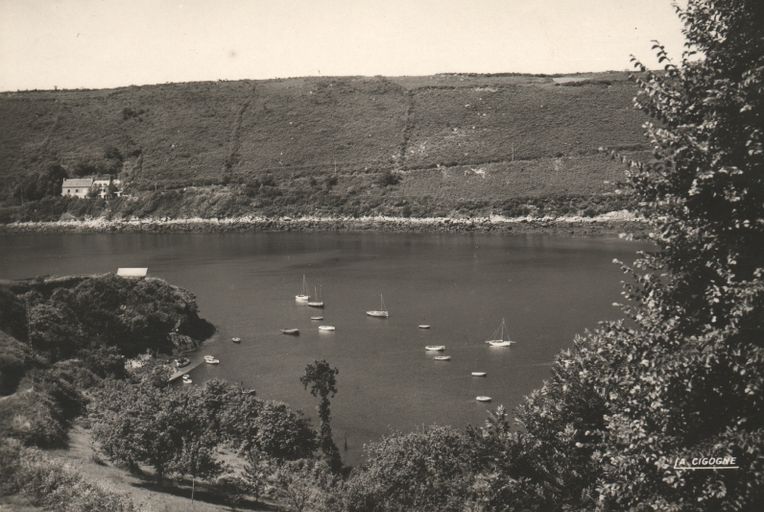 LANNYAUDETVUEGENERAL LE PORT EN 1950